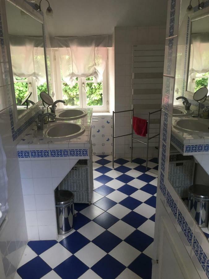 Chambres D Hotes Chez Francoise Et Michel Piscine 4 Chambres 8 Lits Chaumes-en-Brie Bagian luar foto